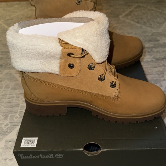 Timberlands - Picture 3 of 8